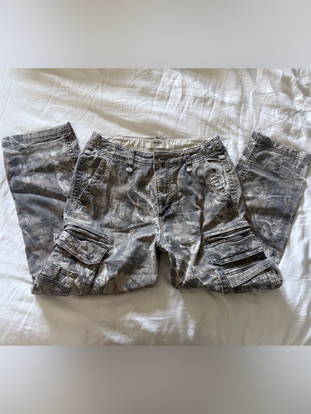 Hollister Taupe Gray Washed Cargo Pants